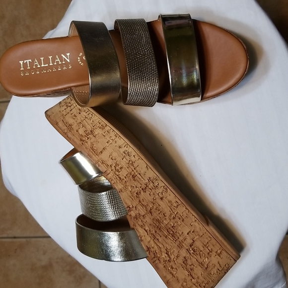 Italina Shoes - Italian Gold straps sandals Sz.10
